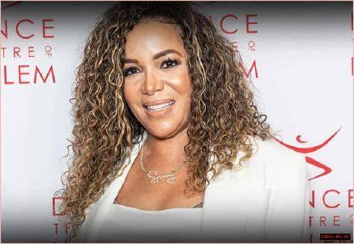 Crystal Lust (Instagram Star) Wiki, Bio, Age, Height, Weight, Measurements, Career, Net Worth, Facts ·