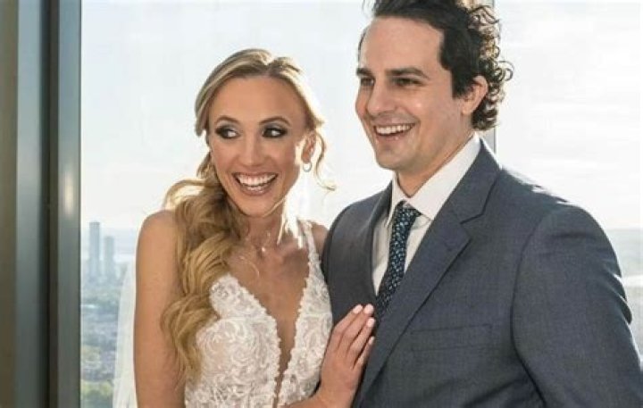 Jillian Carroll Bio, Wiki, Age, Height, Husband, Wedding, KSN, Salary and Net Worth