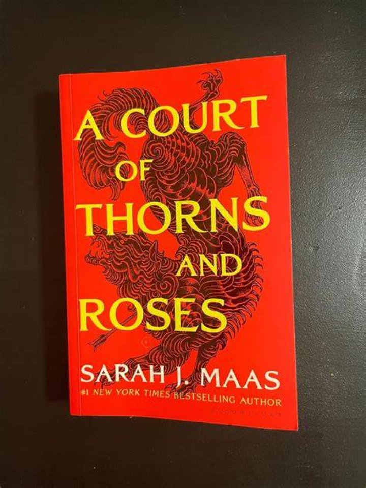 Sarah J. Maas ACOTAR TV Show Is Still in the Works at Hulu |