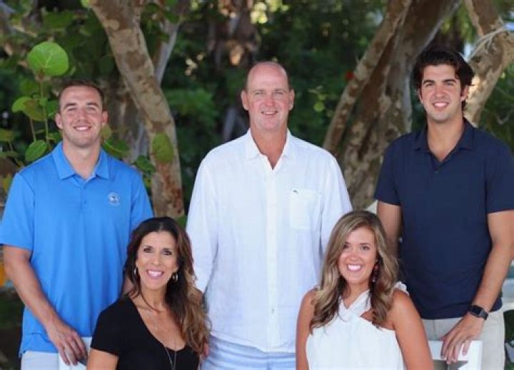 Skip Holtz Wife Jennifer Holtz Is Proud Mom Of Three |