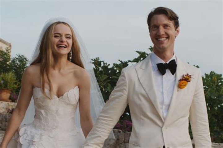 The Husband Of Leslie Hendrix Revealed