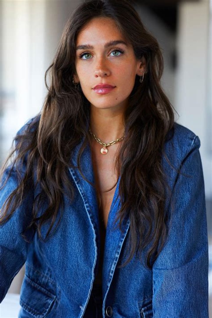 ZBlogY | Photos: Izabel Pakzad Age